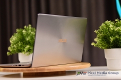asuszenbook14ux434flc-19